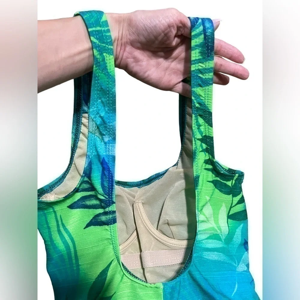NWT Athena One Piece Tropical Blue & Green Foliage Pattern Swimsuit Size 10